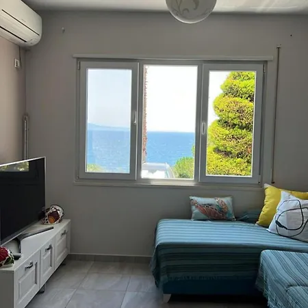 Апартаменты Beachfront Sion B Саранда