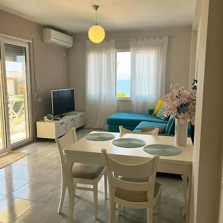 Beachfront Sion B * Саранда