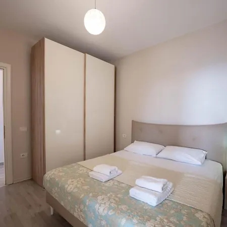 Beachfront Sion B